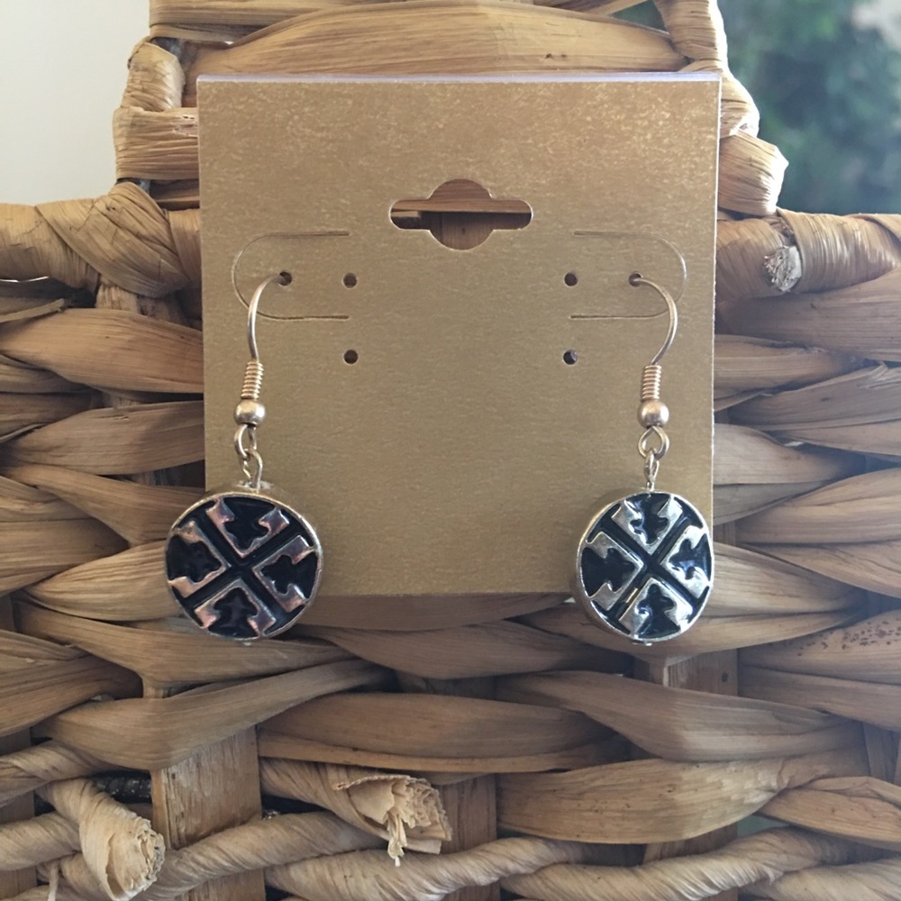 Vintage gold tone black enamel dangle earrings